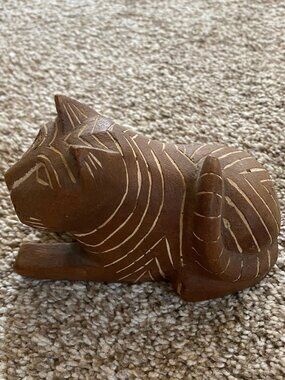 Vintage Carved Solid Wood Cat Sculpture Secret Compartment 5"L w/ defects